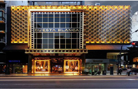 福安门头设计与商业空间的纽带。